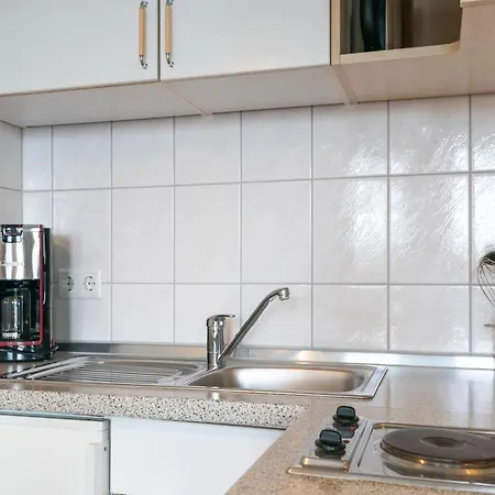 Mit Moeblierten Balkon In Apartment *